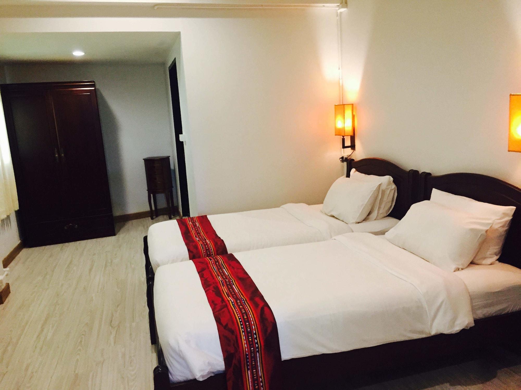 99 The Gallery Hotel- Sha Extra 3*